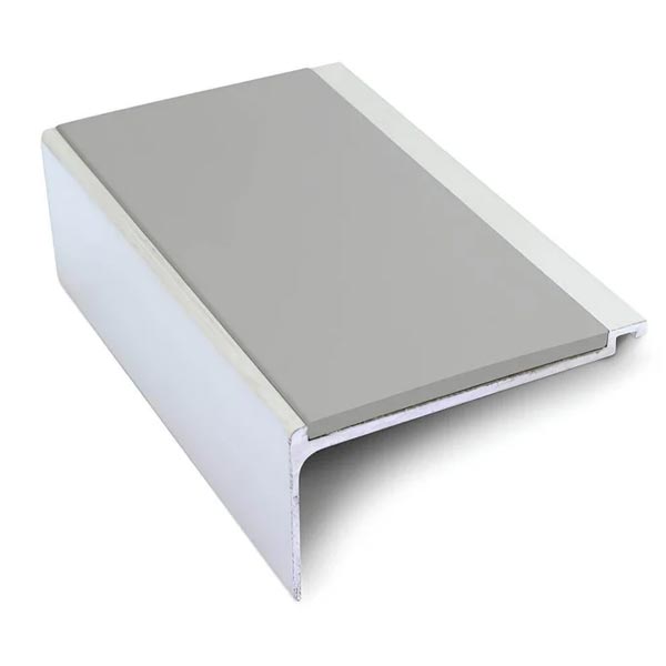 Non Slip Commercial Stair Nosing 60mm x 32mm With PVC Insert 